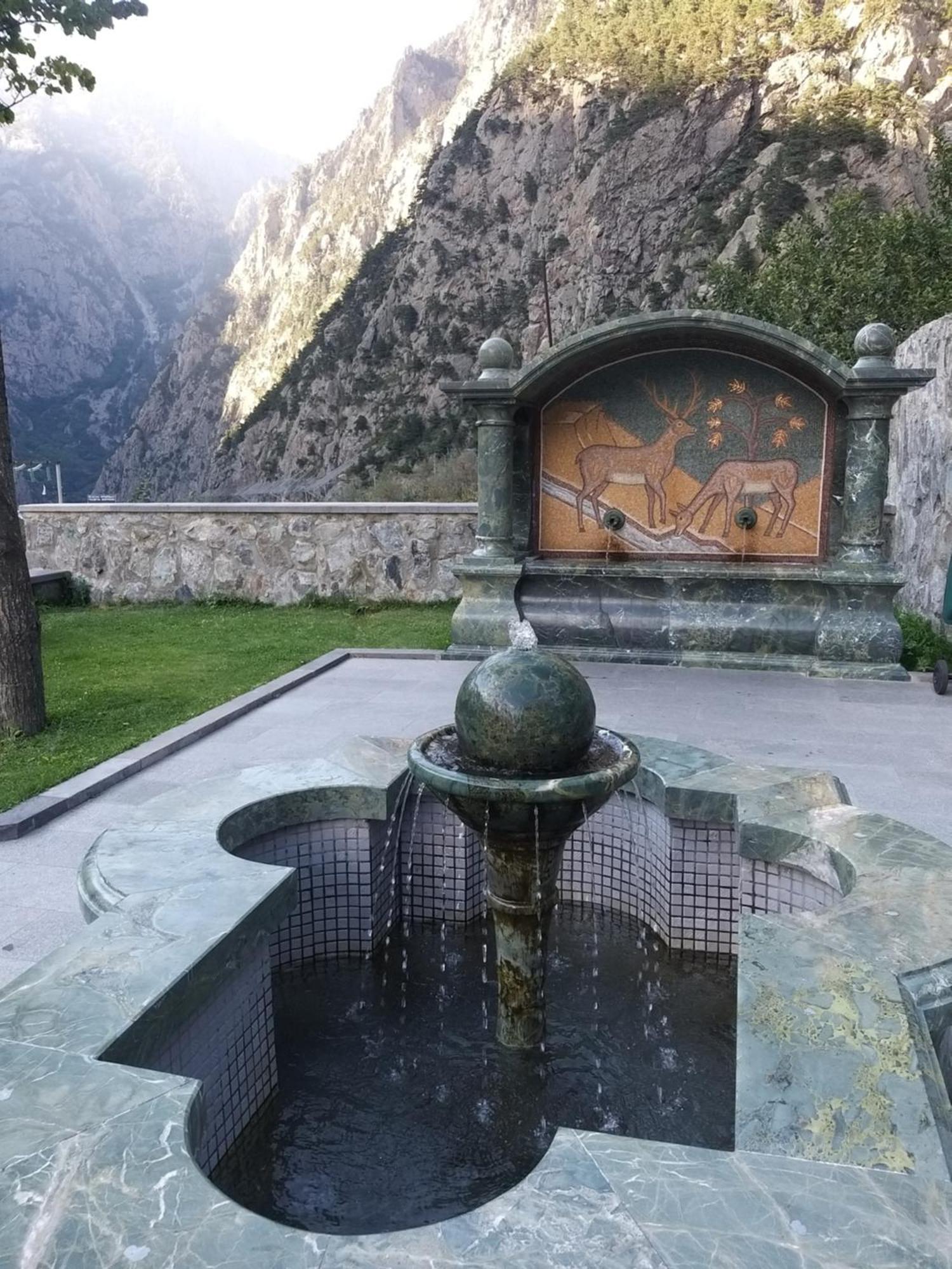 Emotion Kazbegi Stepantsminda Quarto foto